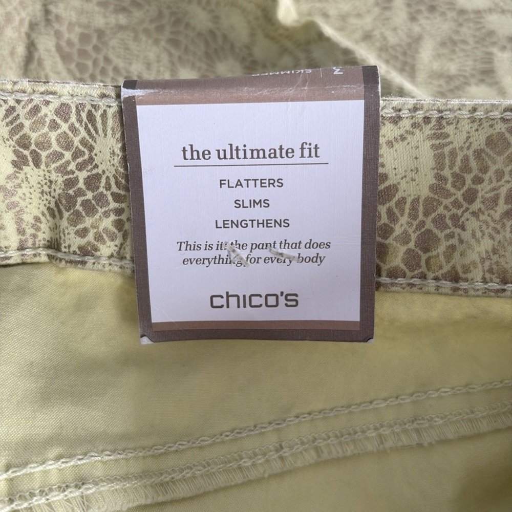 CHICO’s “The Ultimate Fit” Patterned Pants in Yellow/Gold Size 16 — NEW WITH TAG - Picture 6 of 7